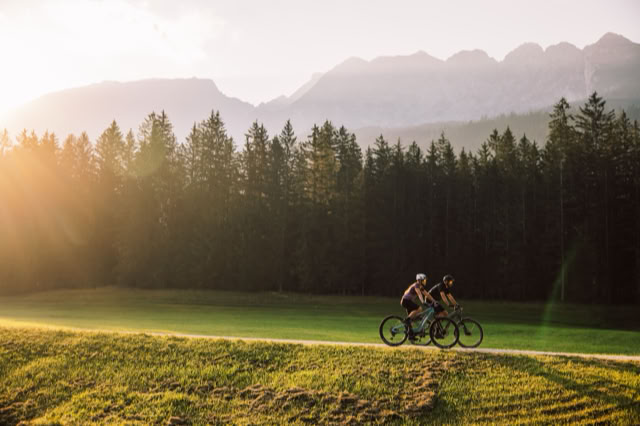 KTM, Închiriere, închiriez, inchiriat, inchiriere bicicleta electrica, inchirieri biciclete electrice, inchiriat biciclete electrice, rent e-bikes, renting ebikes, rent, renting tours, ture, tururi biciclete electrice, e-bike tours, ghid ghidate, sibiu, marginimea sibiului paltinis, rent electric bikes KTM, guided tours withh e-bikes KTM, pedelec, pedelecs